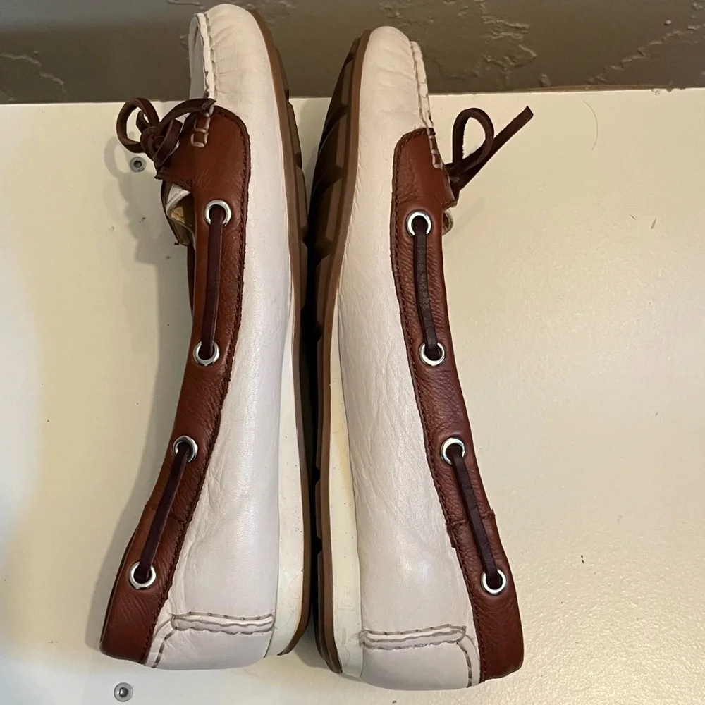 EUC Women's 80's 90's Cole Haan Leather Cream Boat Shoes Loafers Size 7.5 - Picture 4 of 6